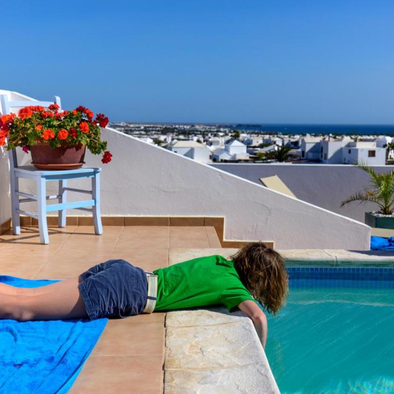 Poolvilla with Oceanview (wheelchair accessible/pool lift) - Three-Bedroom Villa - 13