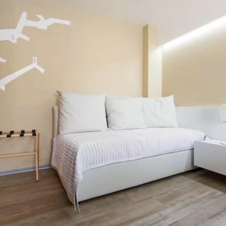 Ginevra Rooms - Camera Tripla Deluxe - 11