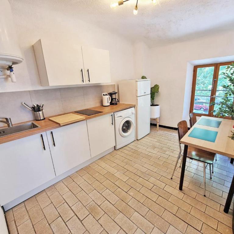 GregBnb - T2 Design 34m2 - Toulon Est - Wifi Fibre - n9 - Appartement 1 Chambre - 3