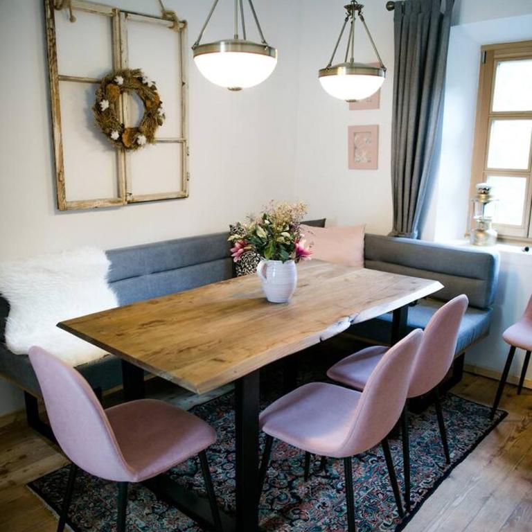 Apartment Aussee- Beletage Salzherrenhof- Küche, WLAN, Netflix - Apartment - 45