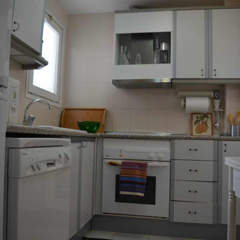Miquel 1 – Piso con Parking y Wifi en el Centro - Apartamento de 3 dormitorios - 9