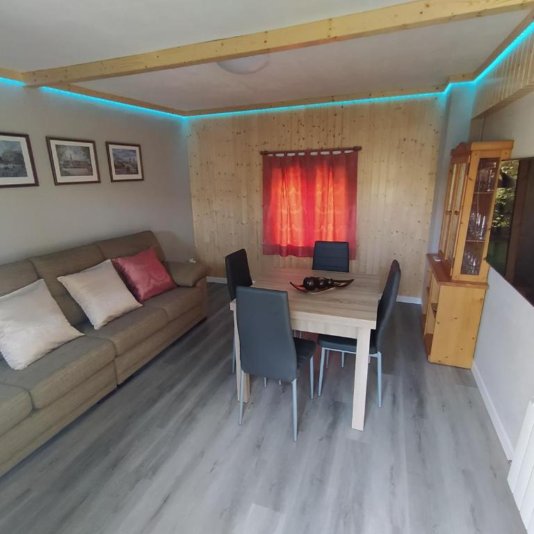 Casa Dana - Four-Bedroom House - 4