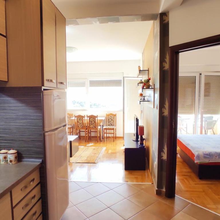 Rakocevic Apartments - One-Bedroom Apartment - 12