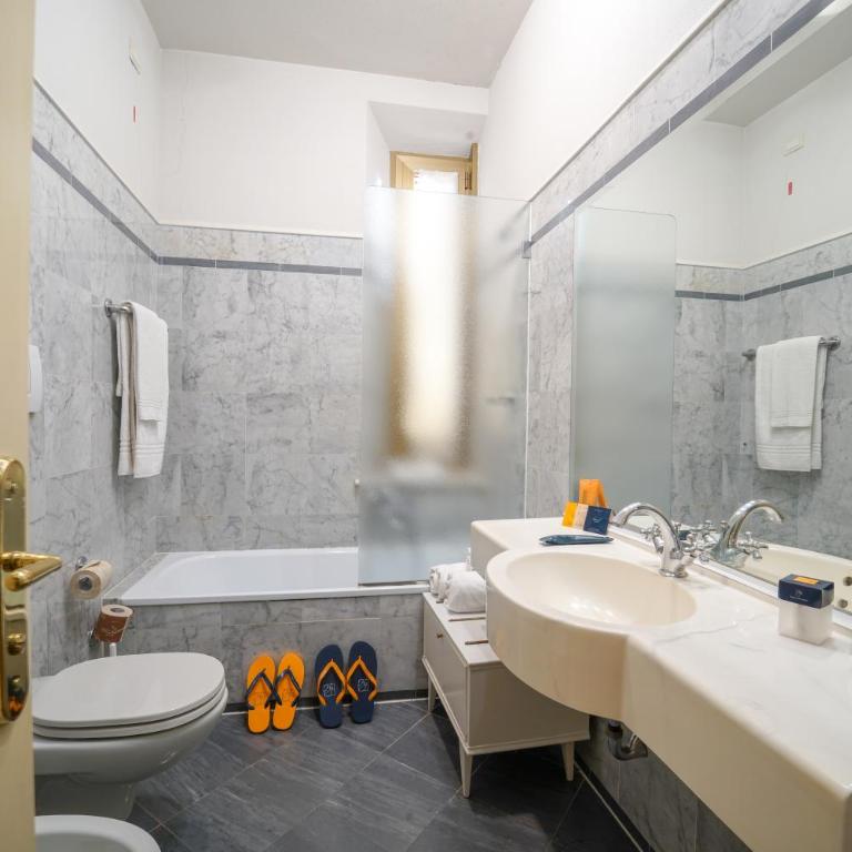HG Hotel Cappelli - Camera Matrimoniale - 10