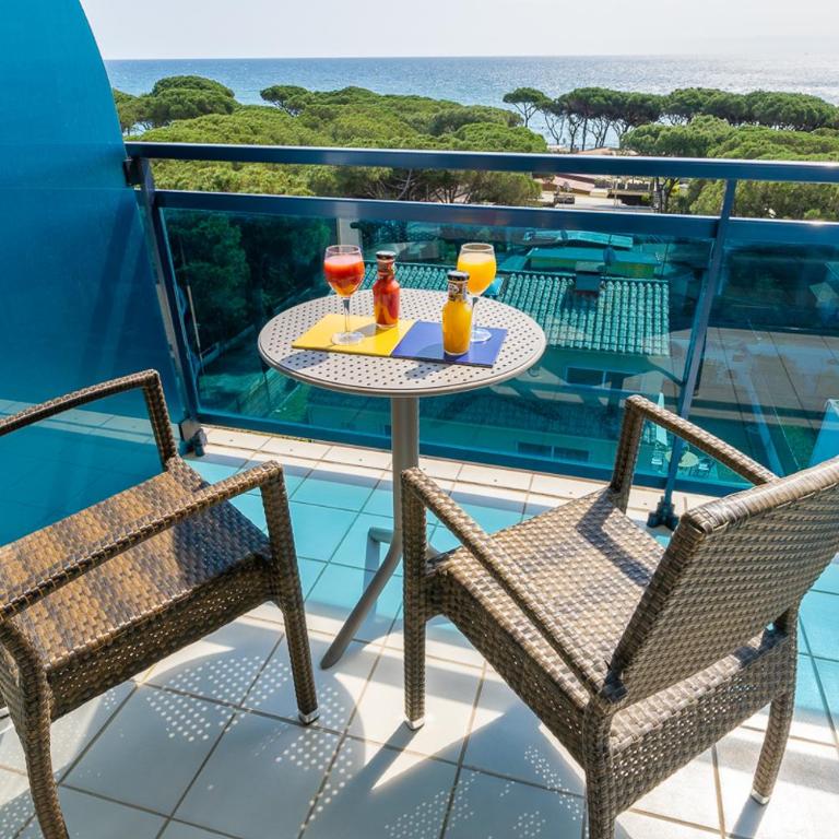 Hotel Blaucel - Habitación Doble con vistas al mar (2 adultos) - 7