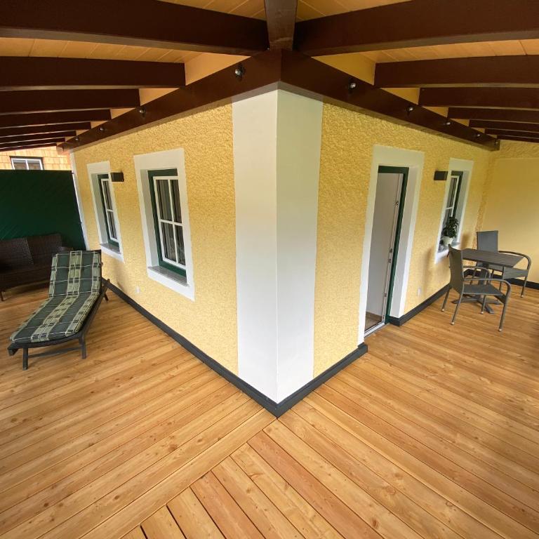 Im Kurpark - Doppelzimmer mit Balkon - 9