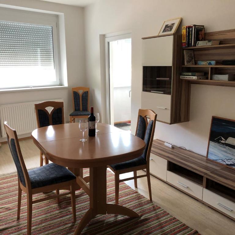 City Apartment Railway - Apartment mit 3 Schlafzimmern - 1