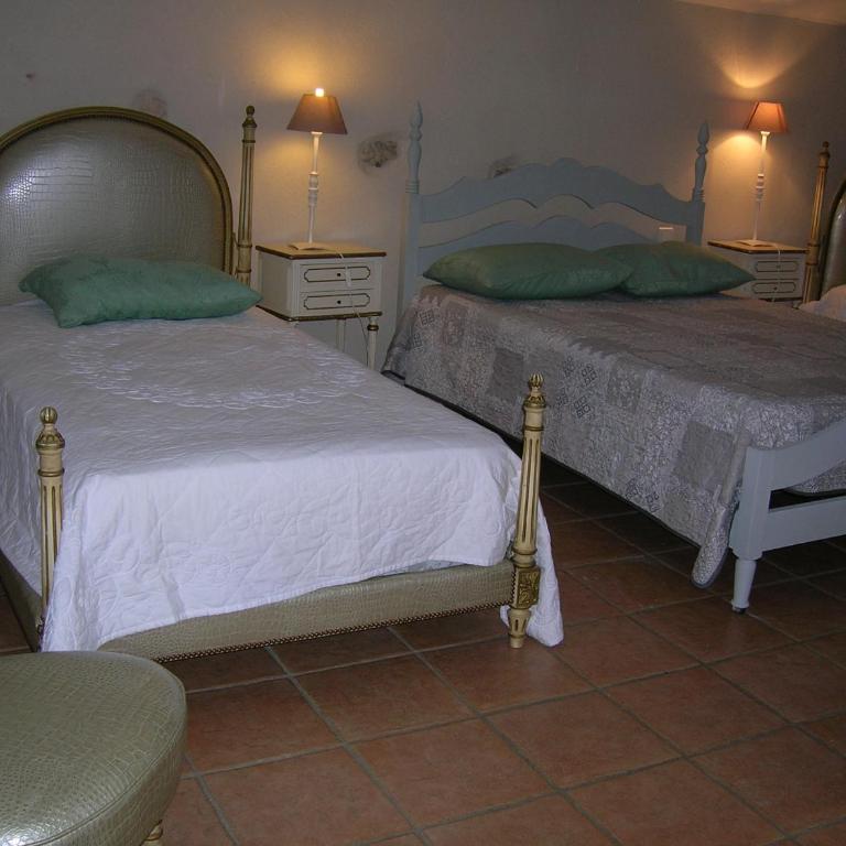 Le Mas des Baux - Chambre Familiale Standard - 4
