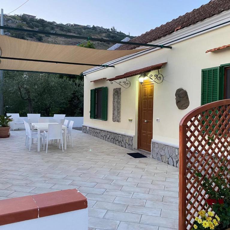 Villa Demetra - Appartamento 2 - Casa con 2 Camere da Letto - 2