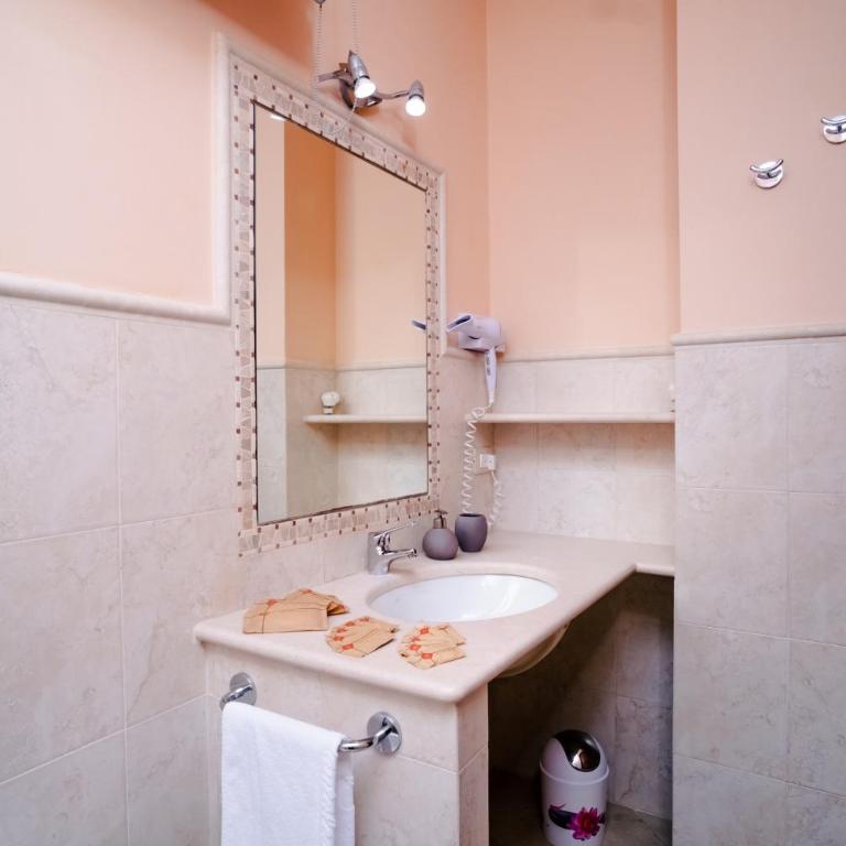 Holiday Gli Archi - Two-Bedroom Apartment - 3