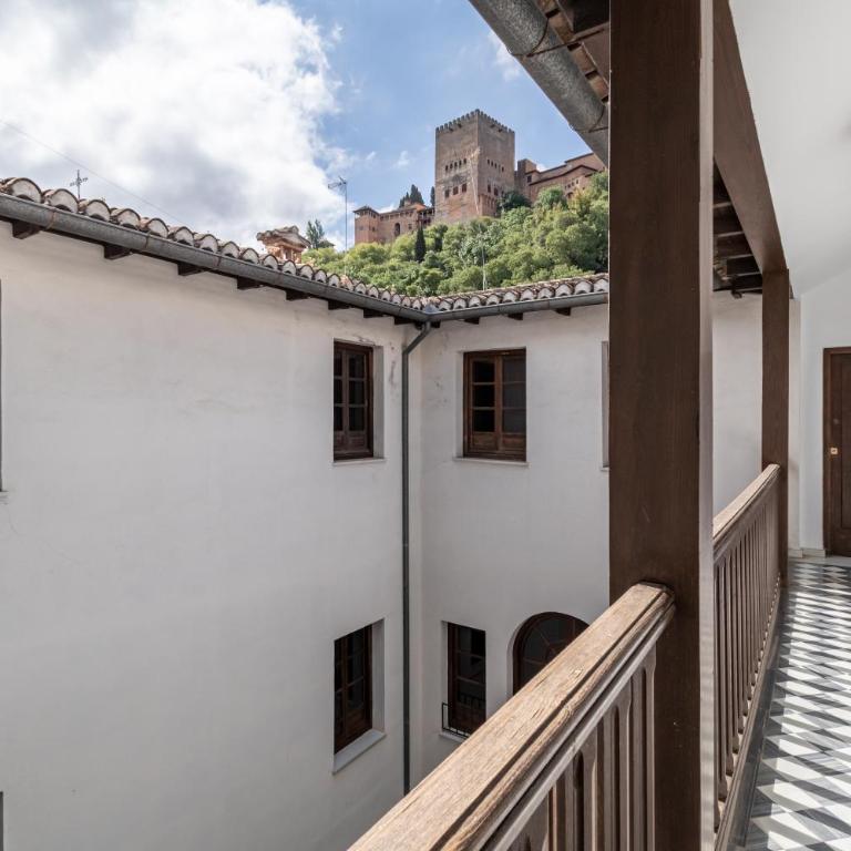 BnS Dauro Suites - Two-Bedroom Apartment with views - 4
