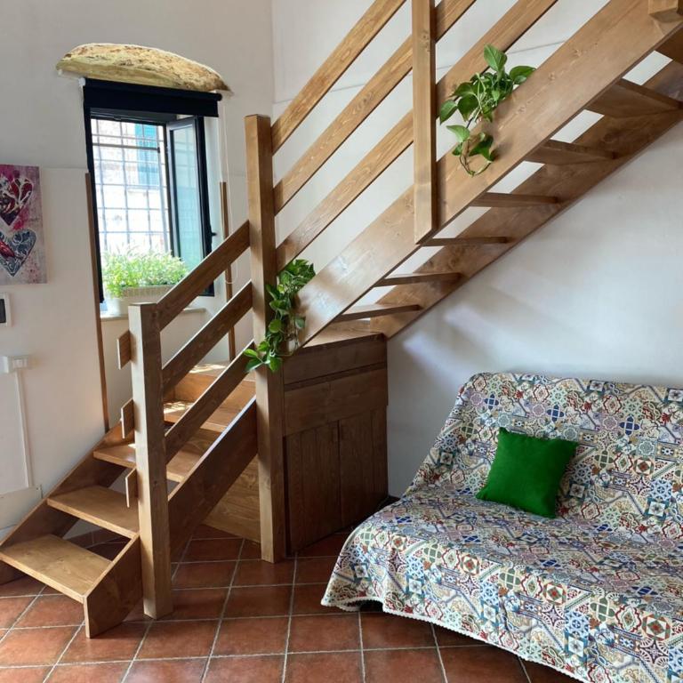 Casa ro cori, 10 minuti a piedi dalla Cattedrale - Casa con 1 Camera da Letto - 16