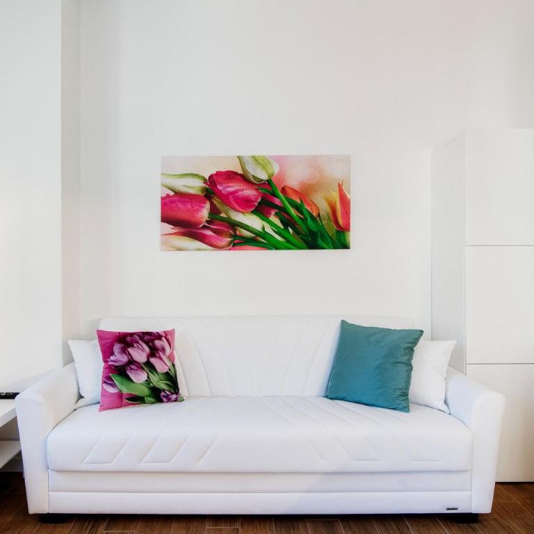 White Loft by "The House Of Travelers" - Two-Bedroom Apartment - 3
