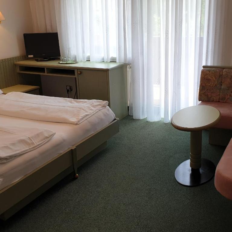 Hotel Schönbrunn - Camera Matrimoniale con Letto Supplementare - 1