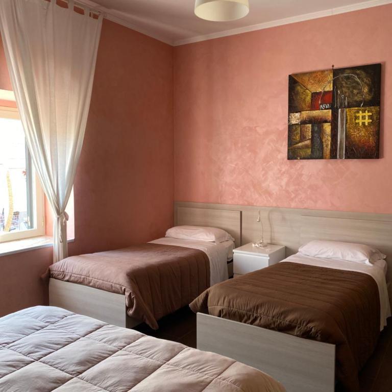 Villa Scotillo Boutique Hotel - Camera Quadrupla Classic - 3