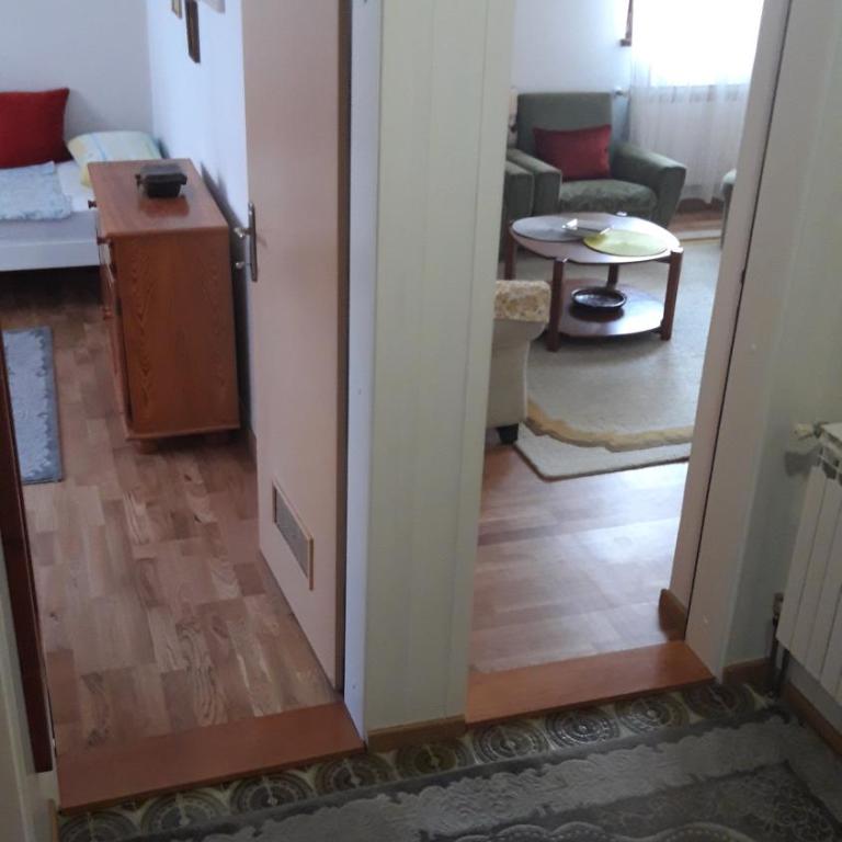 Apartman Oasis 2 Ilidza - Apartman - 43