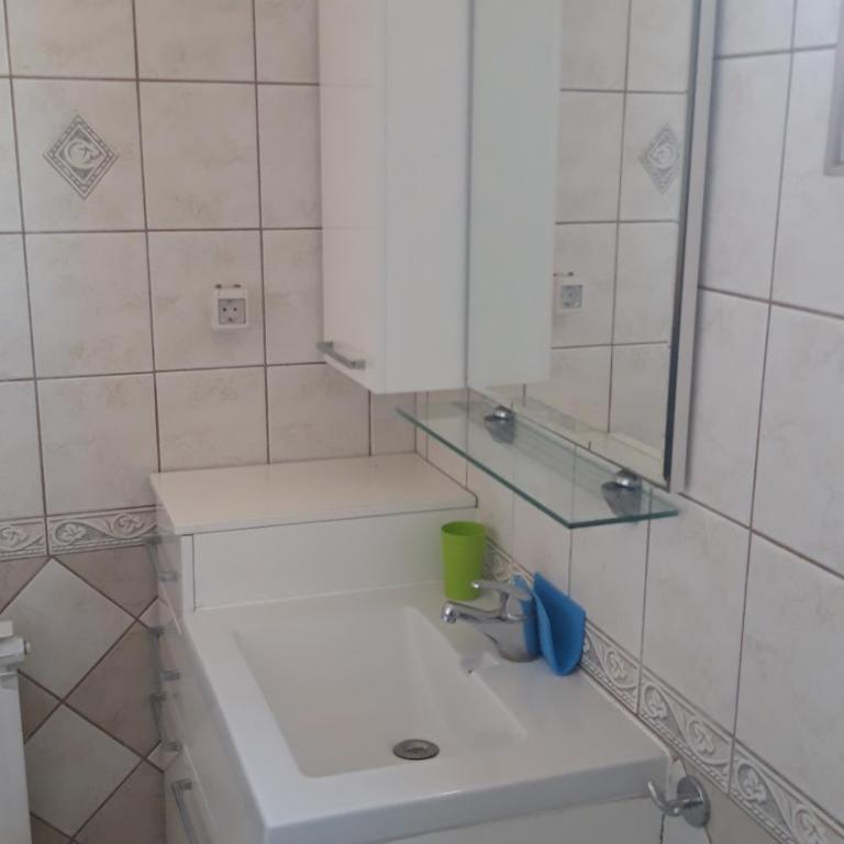 Apartman Oasis 2 Ilidza - Apartman - 35