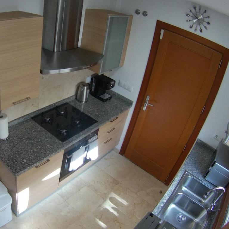 Casa Calida - Three-Bedroom Villa - 28
