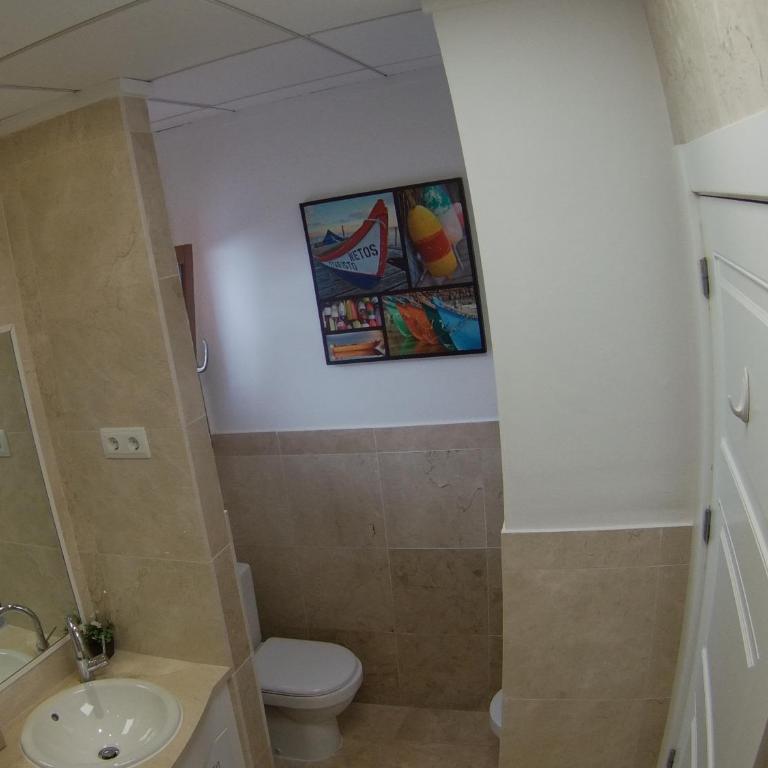 Casa Calida - Three-Bedroom Villa - 16