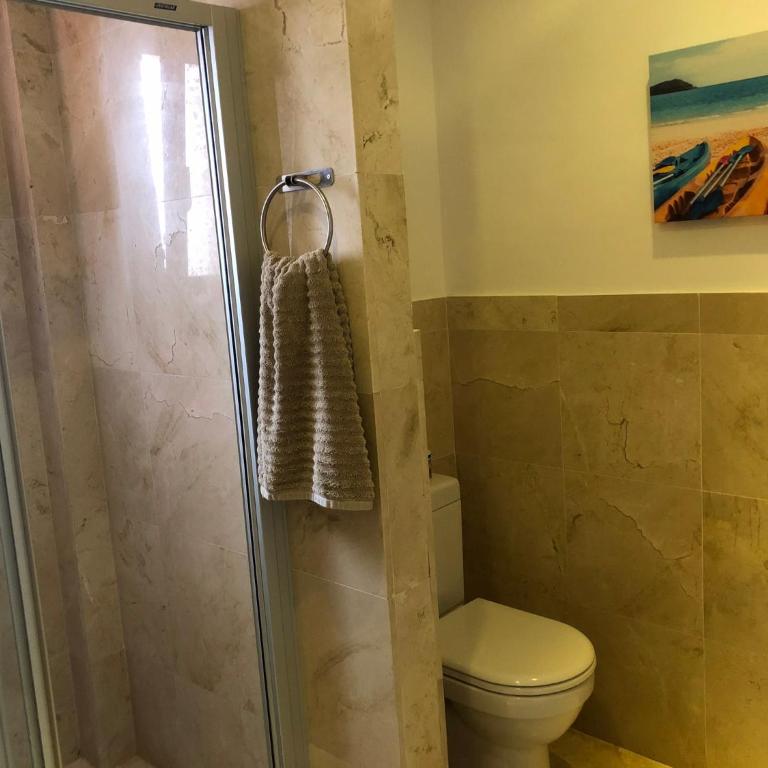 Casa Calida - Three-Bedroom Villa - 24