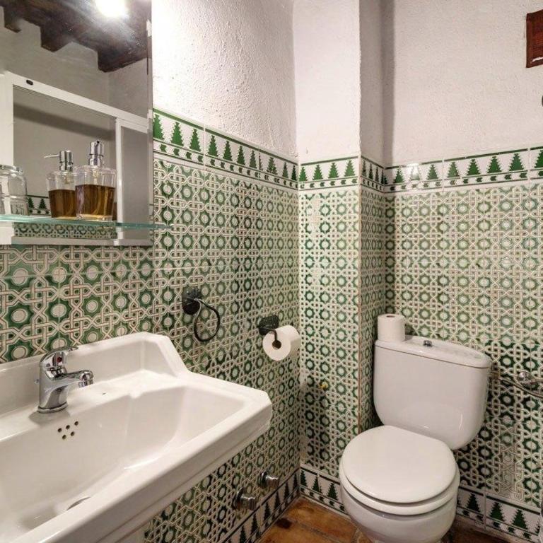 Casa del Aljibe - Twin Room Gallery 6 - 2