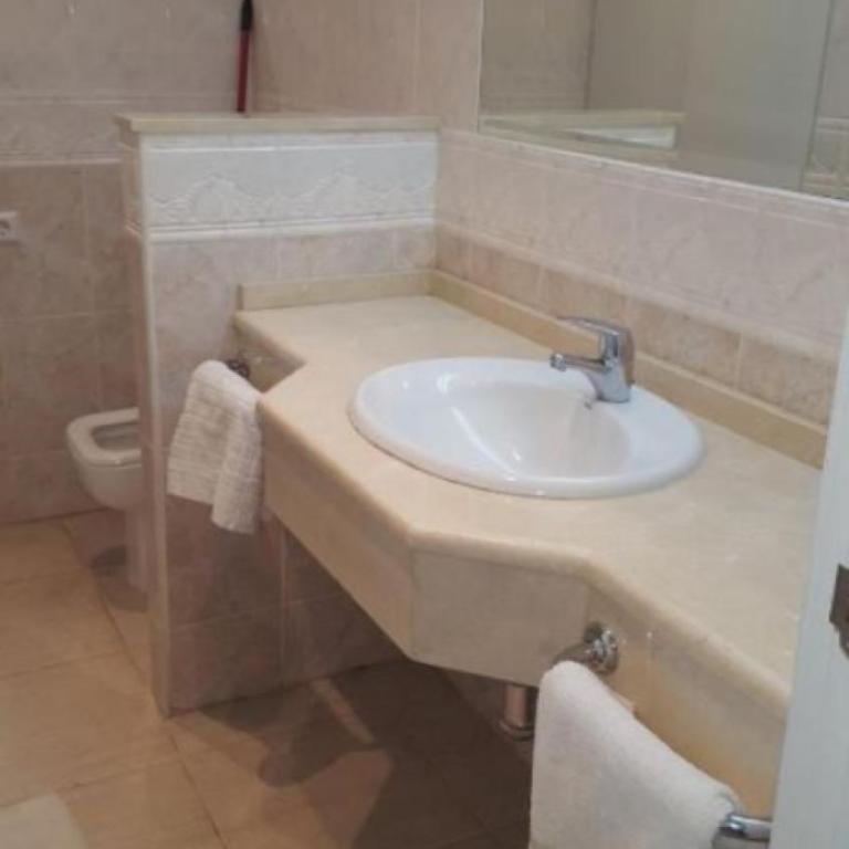 Apartamento El Albero Integrado en el Hotel PYR céntrico y en primera línea de playa - Estudio - 13