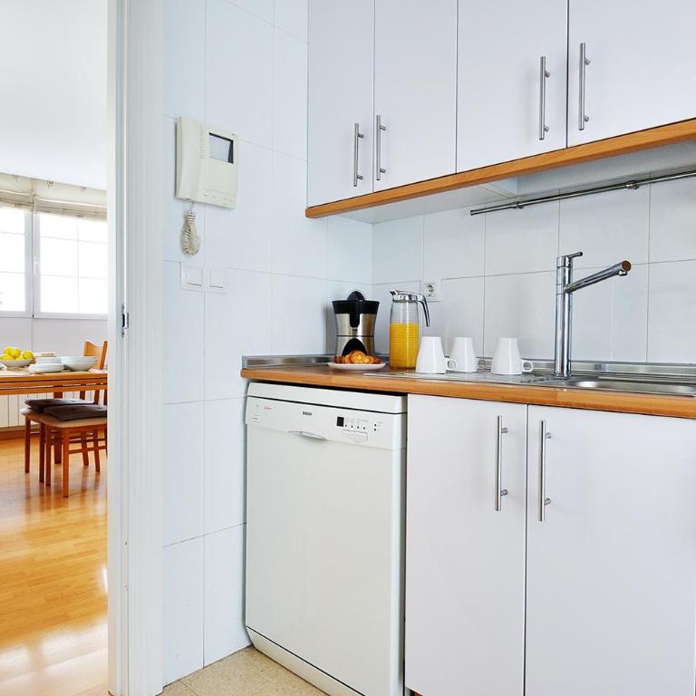 LC Marqués de Lazán - Two-Bedroom Apartment - 11