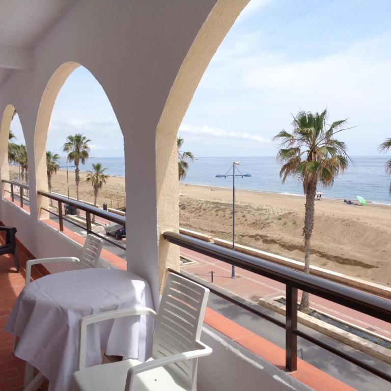 Primera Línea de Playa, Ada Benedicto XIII, Aire acondicionado, WiFi, Parking - Apartamento con vistas al mar - 2ª planta - 16