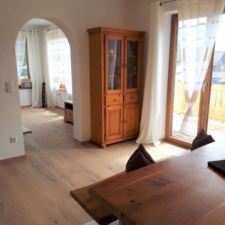 Ferienwohnung Lorenz - Apartment mit 2 Schlafzimmern und Bergblick - 9