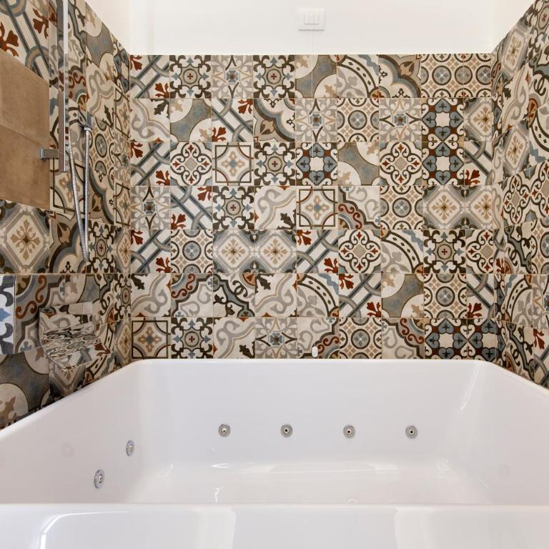 Palazzo San Lazzaro - Jacuzzi Rooms & Suites Lecce Selection - Suite con Vasca Idromassaggio - 19