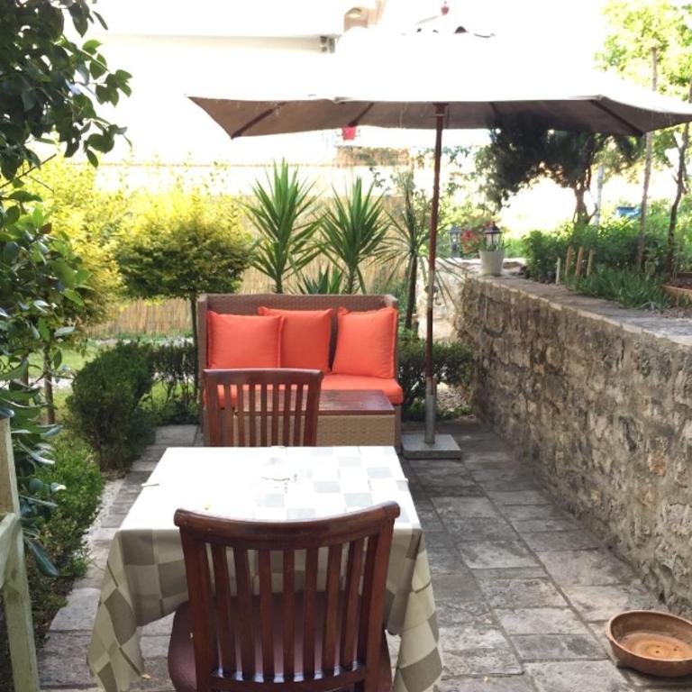 Casa SERGIO Budva Rooms & Apartments - Double Room with Garden View - 3