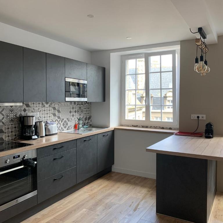 La Suite Saint-Malo Intra-Muros T3 (2-4pers) - Appartement 2 Chambres - 7