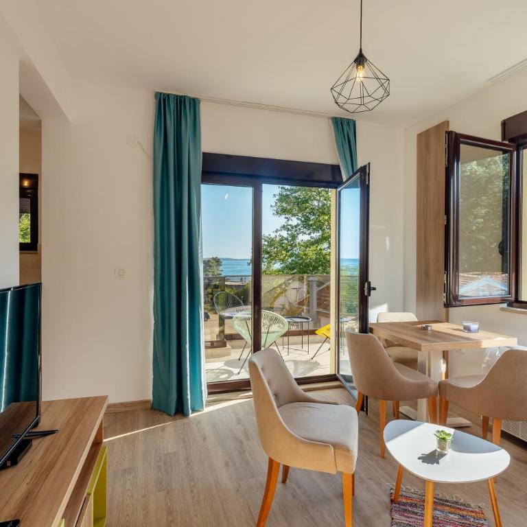 Green Valley Apartments - Apartment with Sea View - 24