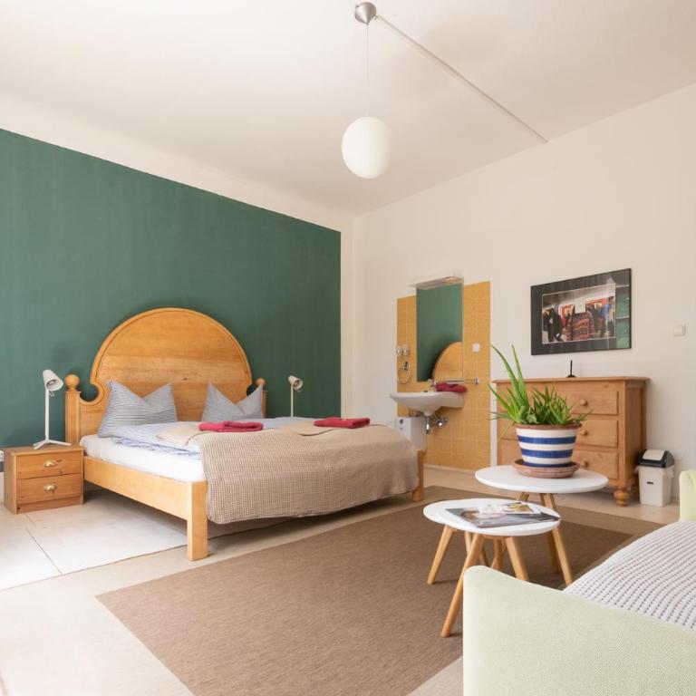 Absteige Innsbruck- Zentrale Ferienapartments - Apartment mit Blick auf die Berge - 11