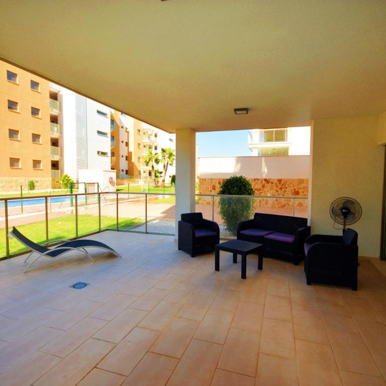 HE Villamartin Gardens - Apartamento de 3 dormitorios - 11