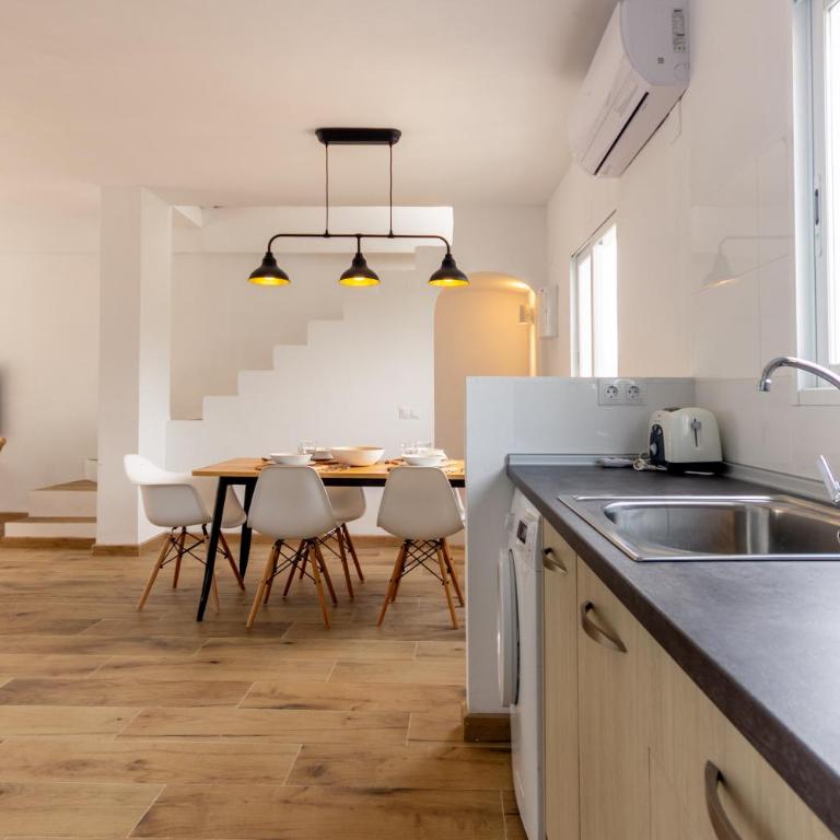 Wonderful Views Terrace 3BR Cottage - BBQ - AC - Casa Unifamiliar de 3 dormitorios - 22