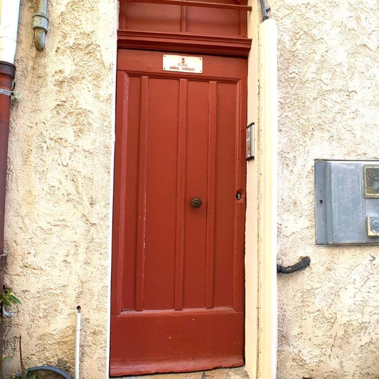 Renovated 2 bedroom duplex apartment in the center of Antibes - Appartement - 13