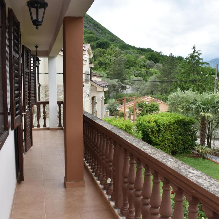 Apartments Nikola - Apartman s 3 Spavaće Sobe, Terasom i Pogledom na More - 14