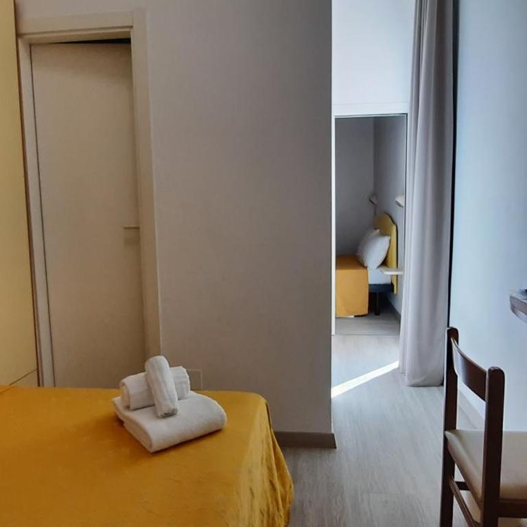 B&B Hotel Serenità - Camera Familiare con Balcone - 8