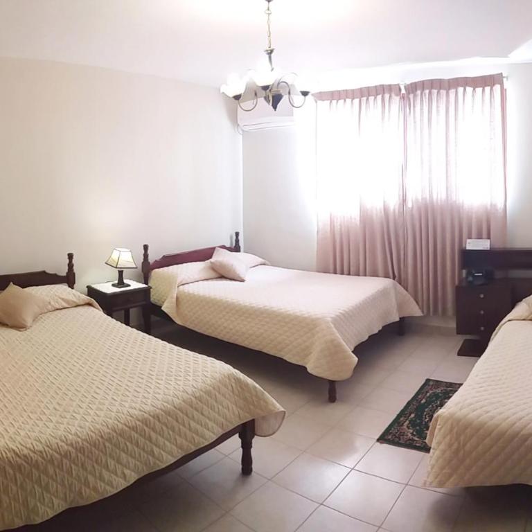 Hotel Carmen - Habitación Triple Económica - 3