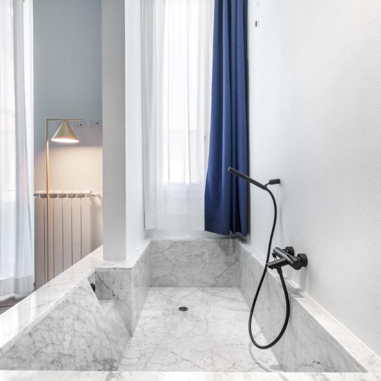 Cavour Deluxe by Mmega - Appartamento con 2 Camere da Letto - 16