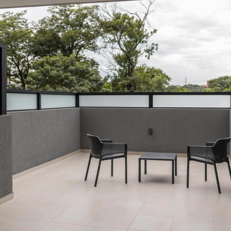 Five Hotel & Residences - Deluxe Balcony Double Room - 1