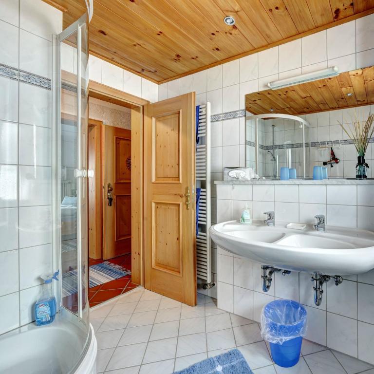 Ferienwohnungen Fendt - Apartment mit Balkon - 8