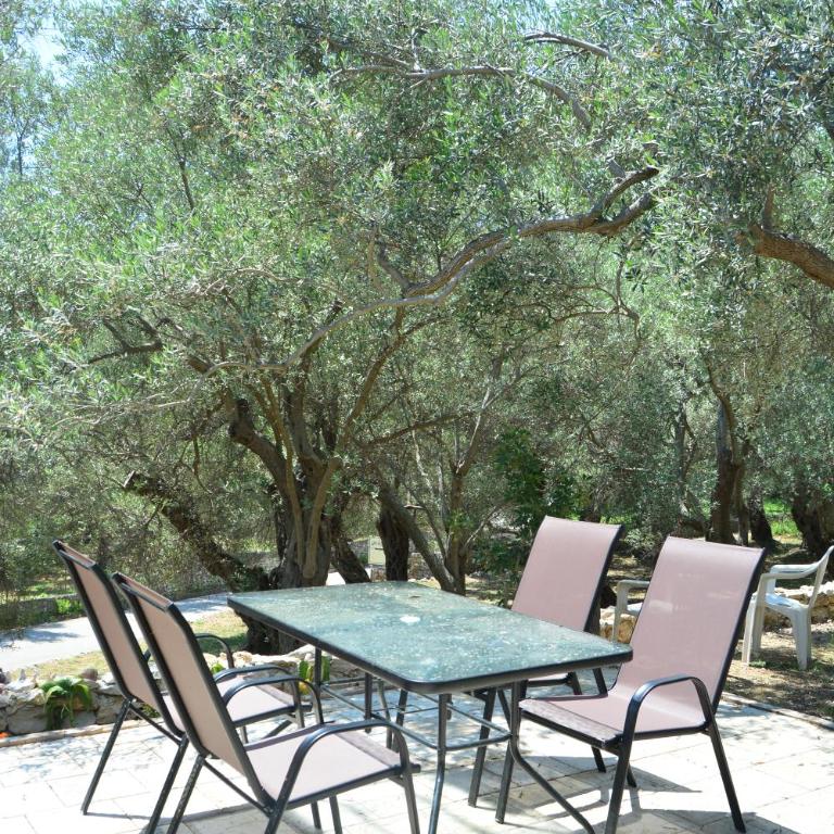 OLEA COTTAGE - Two-Bedroom Apartment - 40