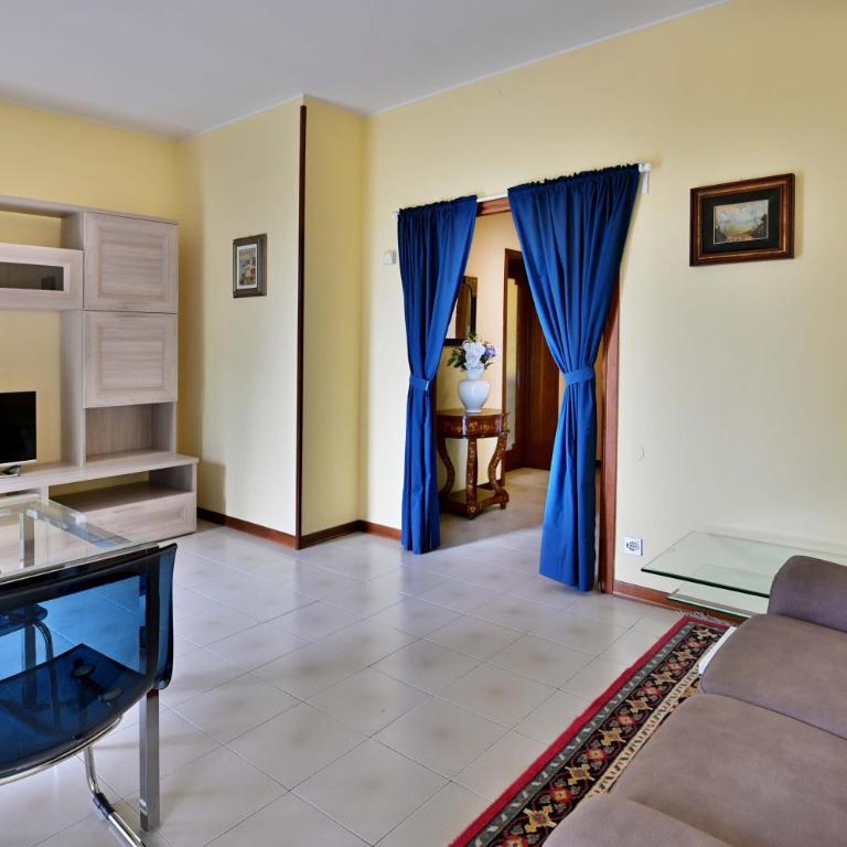 CASA DEI LIMONI - Appartamento con 2 Camere da Letto - 2