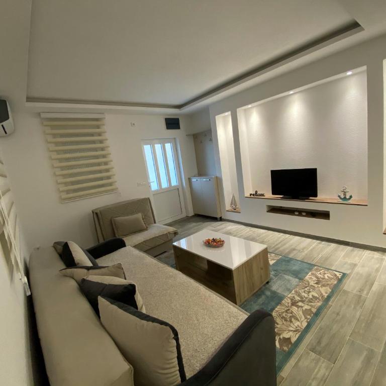Studio apartman Holiday - Studio with Garden View - 6