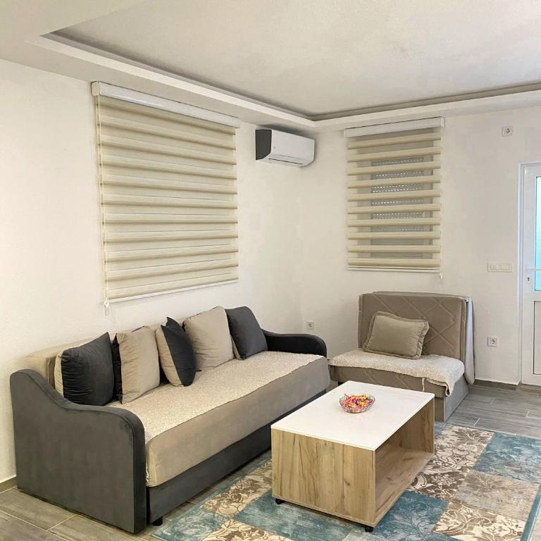Studio apartman Holiday - Studio with Garden View - 2