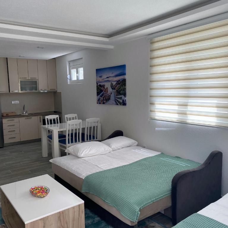 Studio apartman Holiday - Studio with Garden View - 22