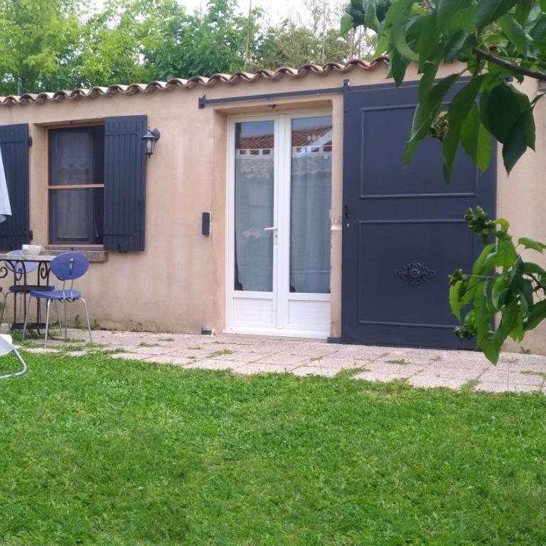 L'ilot de Carpentras - Chambre Double - Vue sur Jardin - 3