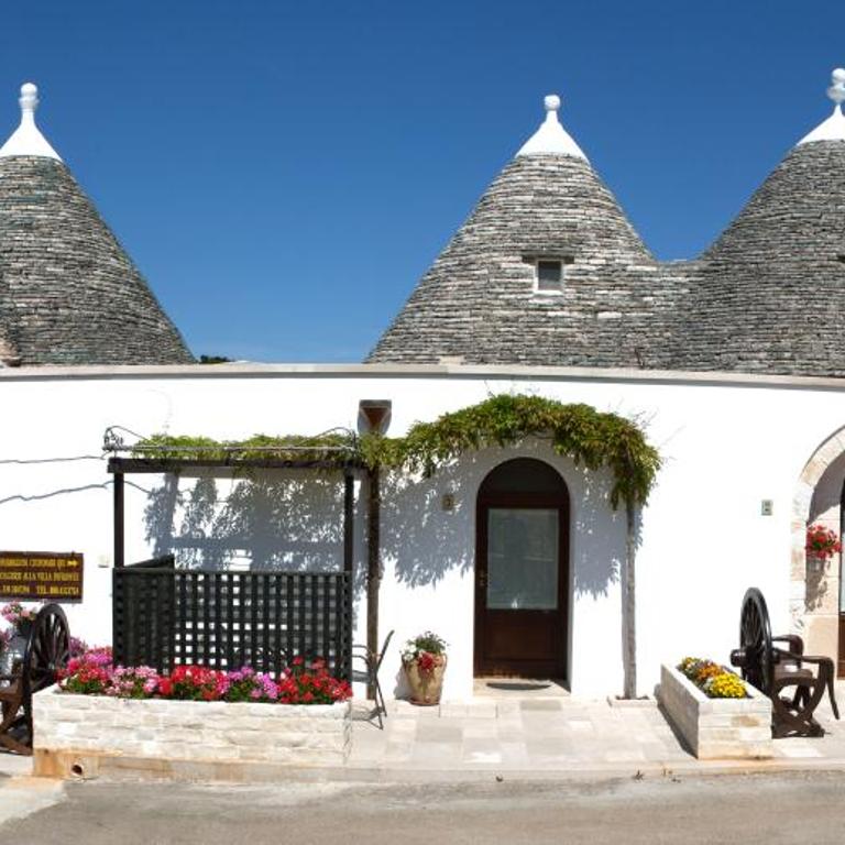 Bed and Breakfast Trulli San Leonardo - Camera Matrimoniale con Bagno Privato - 2